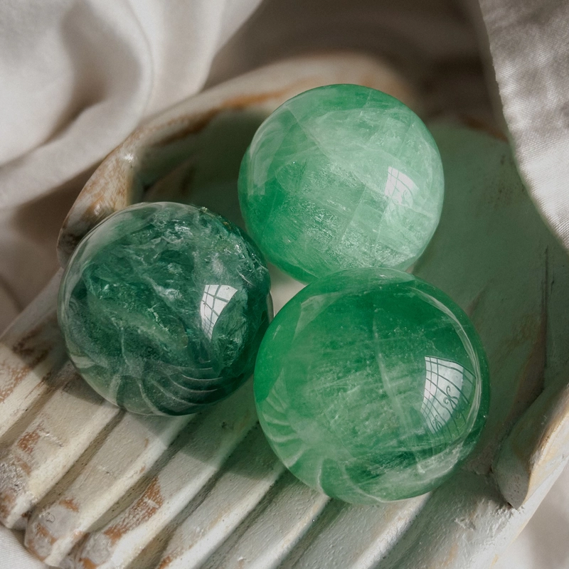sfera in Fluorite Verde